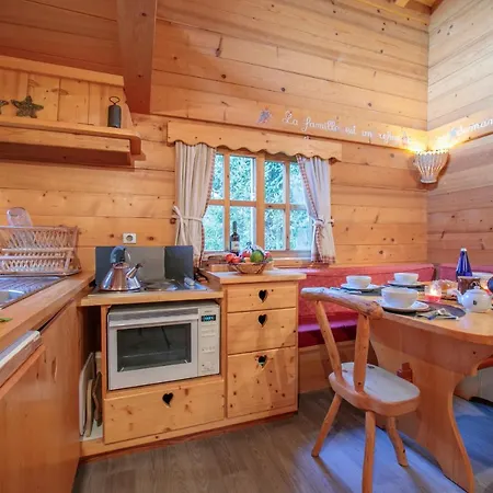 Les Praz-de-chamonix Chalet Sleeps 4 Шале Шамони